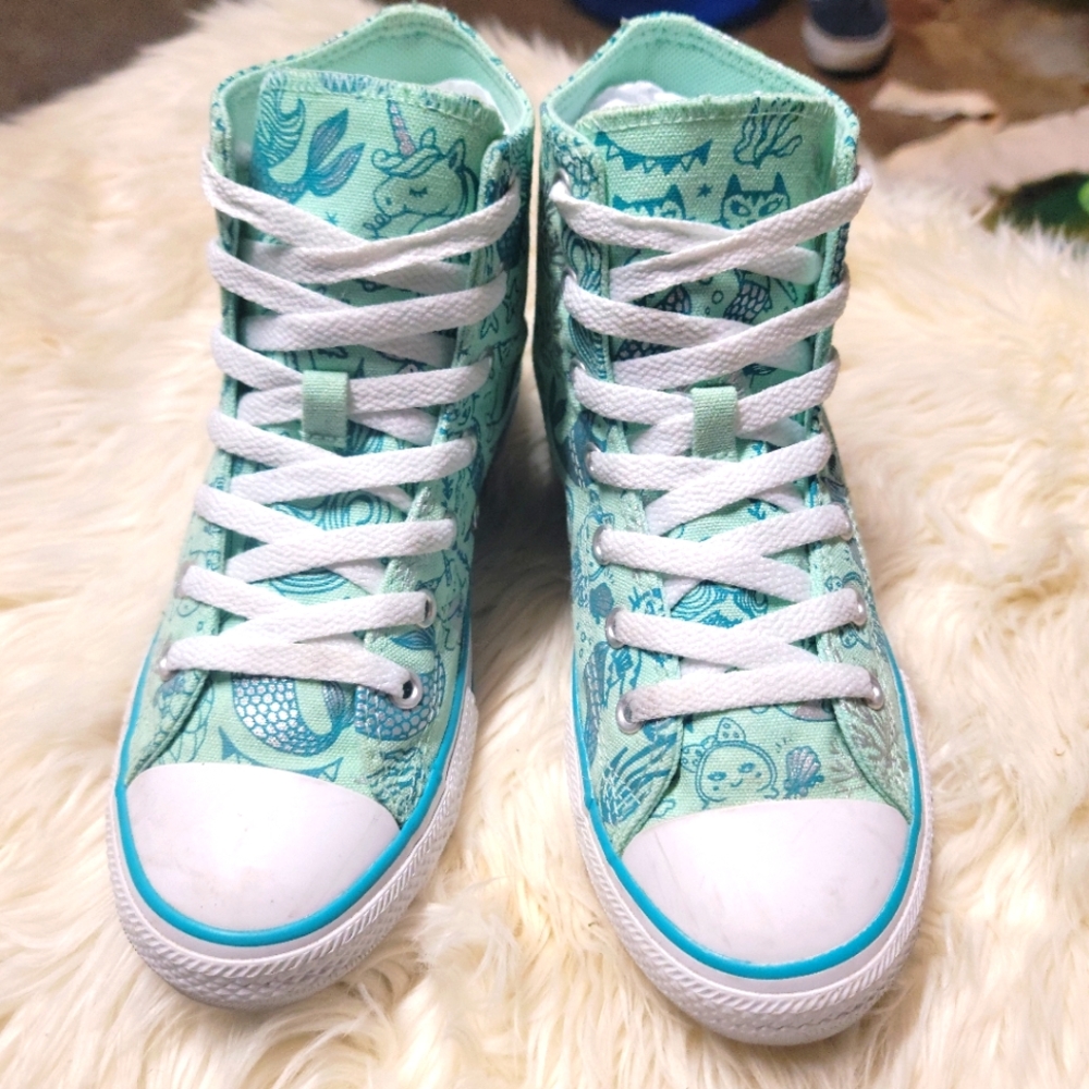 Converse
